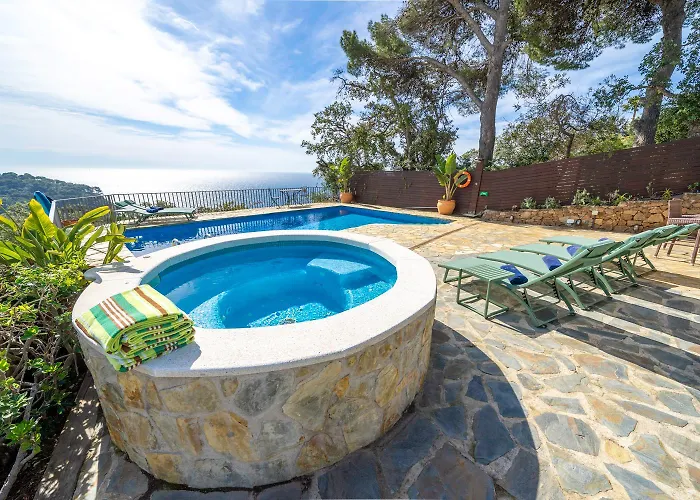 Toni Vistas Mar Piscina Jacuzzi Aire Acondicionado 别墅 *